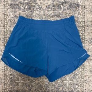 Lululemon Hotty Hot High-Rise Short 4” in Poolside - Size 8 - Like new